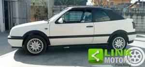 Image 6/10 of Volkswagen Golf III Cabrio 1.6 (1997)