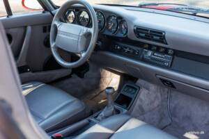 Afbeelding 20/33 van Porsche 911 Carrera 2 (1993)