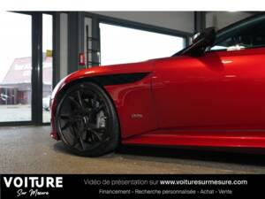 Bild 12/50 von Aston Martin DBS Superleggera (2019)