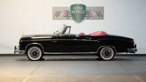 Image 2/30 of Mercedes-Benz 220 S Cabriolet (1957)