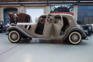 Image 12/43 of Citroën Traction Avant 7 C (1935)