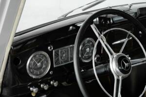 Image 5/45 of Mercedes-Benz 170 DS (1953)
