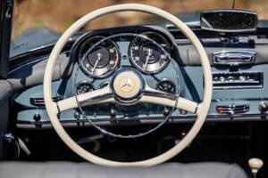 Afbeelding 43/50 van Mercedes-Benz 190 SL (1956)