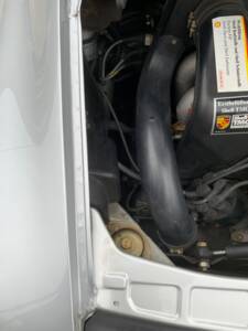 Image 100/132 of Porsche 911 Speedster 3.2 (1989)