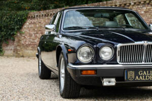 Imagen 43/50 de Jaguar XJ 12 (1985)