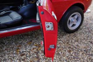 Image 46/50 of Alfa Romeo 2000 GTV (1972)