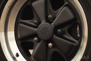 Image 38/72 of Porsche 911 Turbo 3.3 (1989)