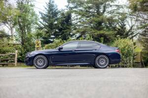 Afbeelding 10/46 van BMW 740d xDrive (2022)