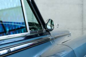 Image 37/50 of Bentley S 3 (1964)