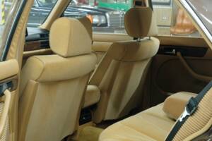 Bild 48/50 von Mercedes-Benz 280 SEL (1983)