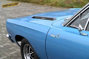 Bild 22/50 von Plymouth Road Runner Hardtop Coupé (1968)