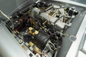 Image 5/19 de Mercedes-Benz 280 SL (1968)