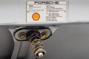 Image 97/132 of Porsche 911 Speedster 3.2 (1989)