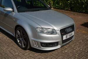 Image 8/50 de Audi RS4 Avant (2006)