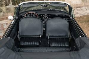 Afbeelding 41/75 van Aston Martin DB 5 Volante (1964)