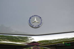 Afbeelding 46/50 van Mercedes-Benz 380 SL (1983)