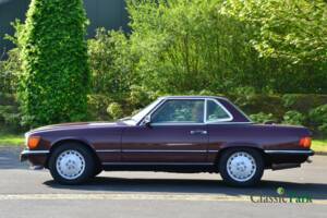 Image 10/50 of Mercedes-Benz 560 SL (1987)