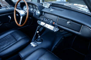 Image 36/50 of Maserati Mistral 3700 Spyder (1965)