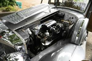 Image 35/50 of Alvis 4.3 Liter Saloon (1940)