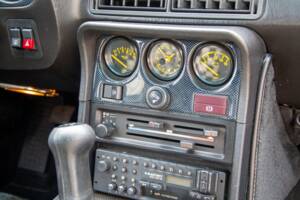 Image 18/22 of Porsche 944 (1982)