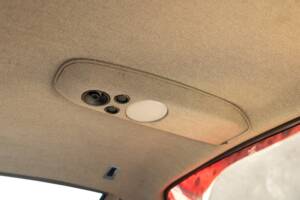 Bild 38/50 von Ferrari 308 GTBi Quattrovalvole (1983)