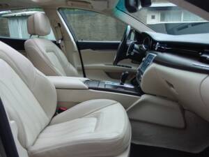 Image 40/90 of Maserati Quattroporte GTS (2013)