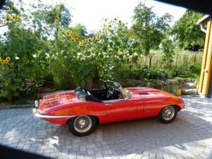 Imagen 5/21 de Jaguar E-Type 4.2 (1967)