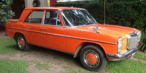 Bild 1/23 von Mercedes-Benz 220 D (1973)