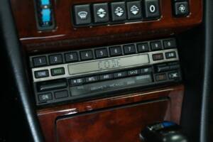 Bild 18/50 von Mercedes-Benz 300 CE-24 (1992)