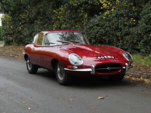 Image 1/18 of Jaguar E-Type (1967)