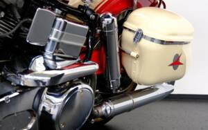 Image 42/75 of Harley-Davidson FL Panhead (1965)