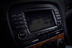 Image 63/99 de Mercedes-Benz SL 550 (2007)