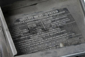 Image 28/30 of BMW 320i (1982)