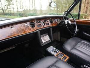 Image 11/20 of Rolls-Royce Corniche I (1971)