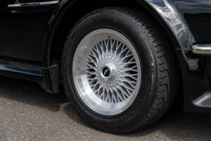 Afbeelding 12/32 van Aston Martin V8 Vantage Volante (1988)
