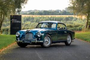 Image 1/64 of Aston Martin DB 2/4 Mk II (1957)