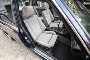 Image 18/82 of BMW 325ix (1989)