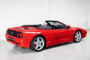 Image 31/50 of Ferrari F 355 Spider (1999)