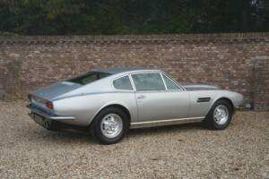 Bild 33/50 von Aston Martin V8 (1974)