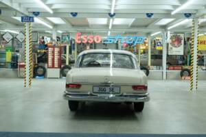 Image 8/50 of Mercedes-Benz 300 SE (1966)
