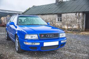 Image 8/45 of Audi RS2 Avant (1994)