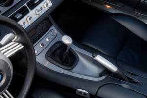 Image 53/84 of BMW Z8 (2001)