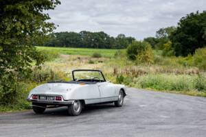 Bild 12/50 von Citroën ID 19 Break (1967)
