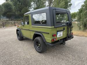 Bild 8/8 von Mercedes-Benz 240 GD (kurz) (1979)