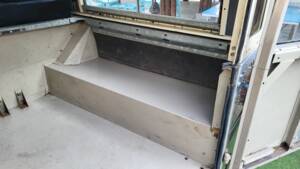 Bild 30/39 von Land Rover 88 (1981)