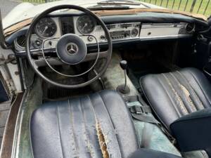 Bild 17/50 von Mercedes-Benz 230 SL (1966)