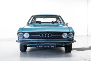 Image 2/26 de Audi 100 Coupe S (1973)