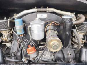 Image 15/19 of Porsche 912 (1967)