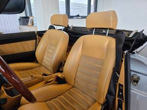 Bild 8/19 von Alfa Romeo 2.0 Spider (1990)