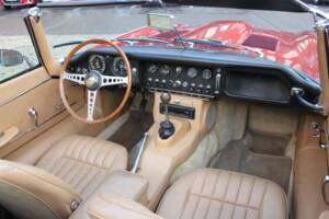 Bild 12/17 von Jaguar E-Type 4.2 (1966)